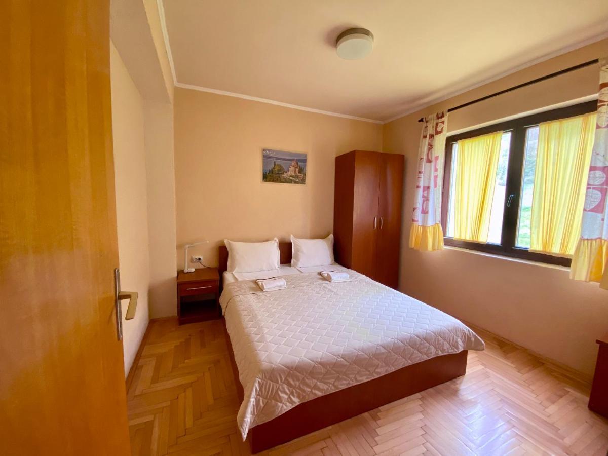 Villa Koceski Peštani Buitenkant foto